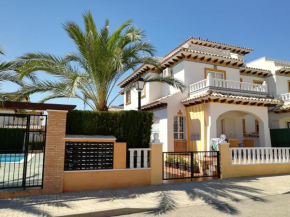 Luxury and comfort in La Marina, with sea views at El Pinet beach